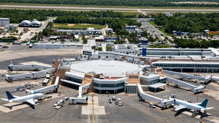ASUR completa la compra de aeropuertos de Motiva y suma 20 terminales a su red en América Latina y el Caribe.