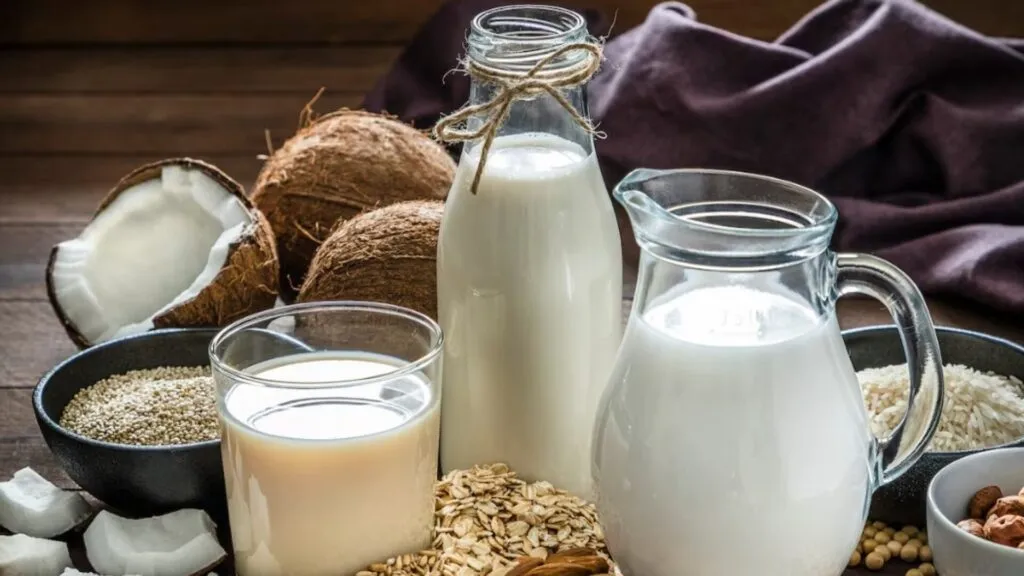 El mercado de la leche se diversifica con productos deslactosados, altos en proteína y bebidas vegetales.