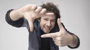 El caso de Luisito Comunica abre el debate sobre el uso comercial de rostros y voces clonados mediante inteligencia artificial.