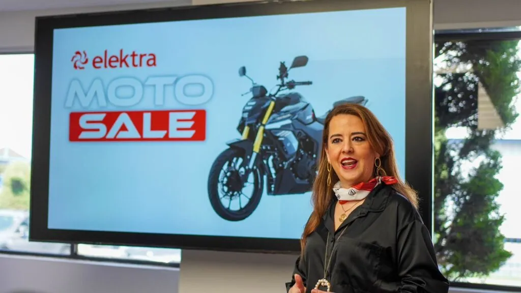Elektra consolida liderazgo industrial ensamblando un millón de motos