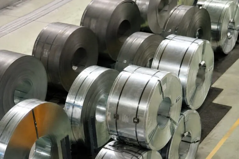 México investiga importaciones de acero de Japón por posible dumping